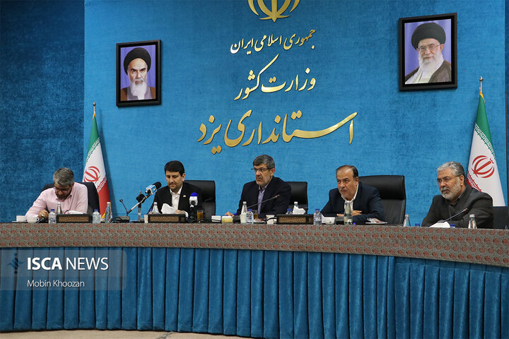 وزیر ارتباطات در نشست با فعالان فاوا یزد