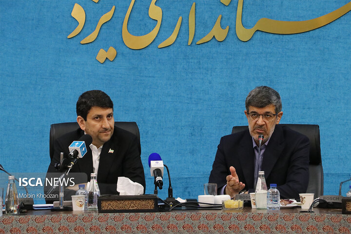 وزیر ارتباطات در نشست با فعالان فاوا یزد