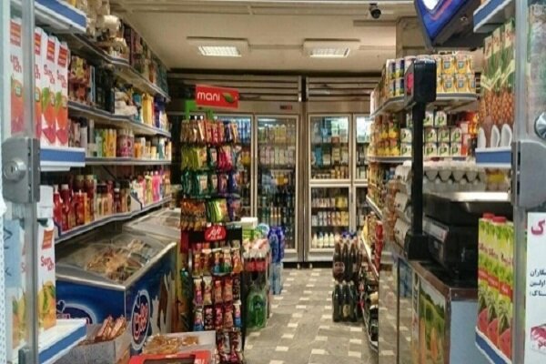 مرگ خاموش و  غم‌انگیز بقالی‌های محلی