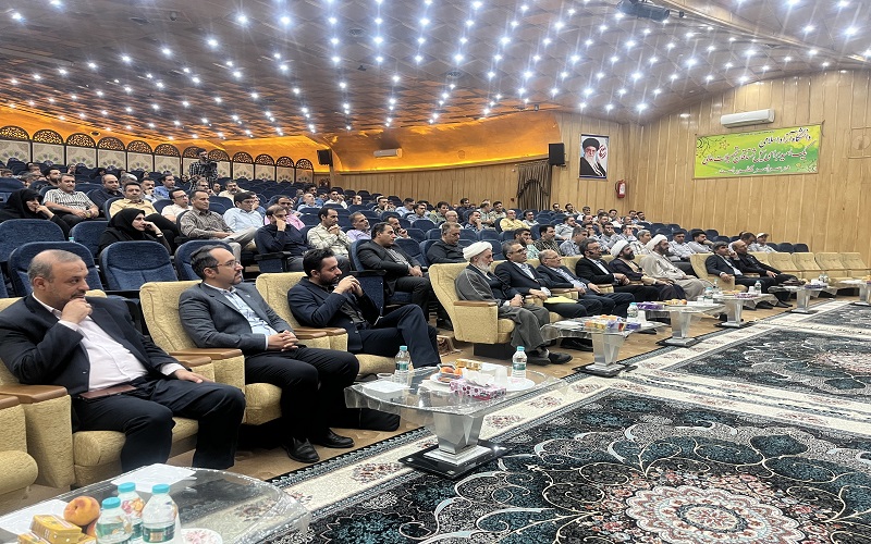 نشست سالیانه اعضای هیأت علمی دانشگاه آزاد نجفآباد برگزار شد