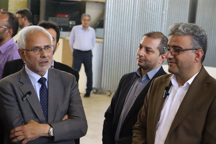 تقویت پیوندهای علمی بین دانشگاه آزاد خمینی‌شهر و UMT پاکستان