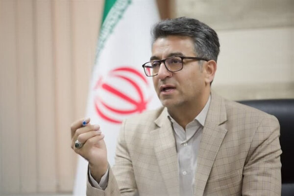 حمایت از پایان‌نامه‌های دانشجویی برای شناسایی دانشجویان علاقه‌مند به صنعت است