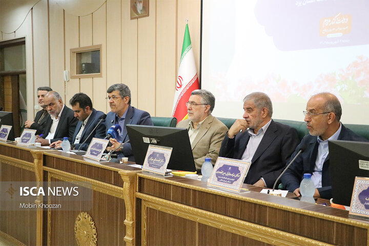 نشست وزیر بهداشت با مسئولان حوزه درمان یزد