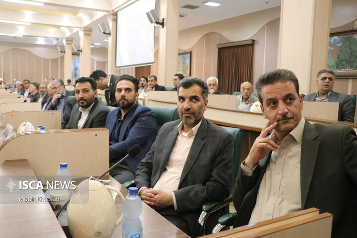 نشست وزیر بهداشت با مسئولان حوزه درمان یزد