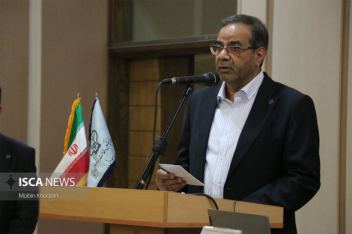 نشست وزیر بهداشت با مسئولان حوزه درمان یزد