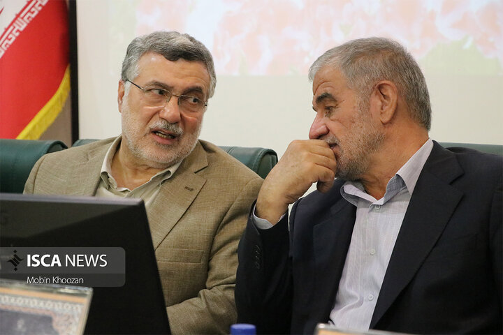 نشست وزیر بهداشت با مسئولان حوزه درمان یزد