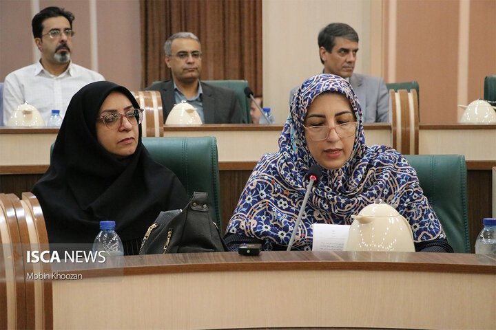 نشست وزیر بهداشت با مسئولان حوزه درمان یزد