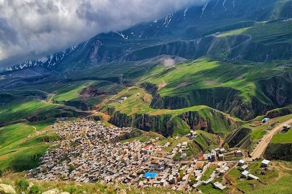 روستایی در ایران که تابستان‌ها یخ می‌زند