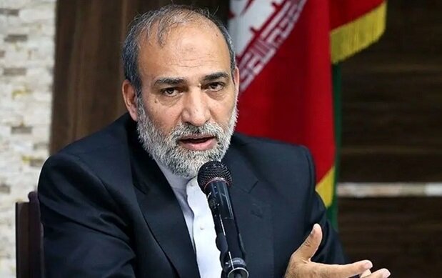 مکانیسم ماشه نمیتواند ضربه تازهای بر اقتصاد وارد کند/ داستان تکراری نابسامانی بازار ارز و تحریمها