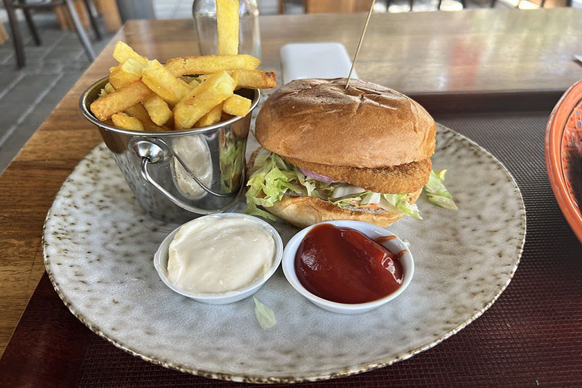 چطور با کمترین هزینه به فرانکفورت سفر کنیم؟