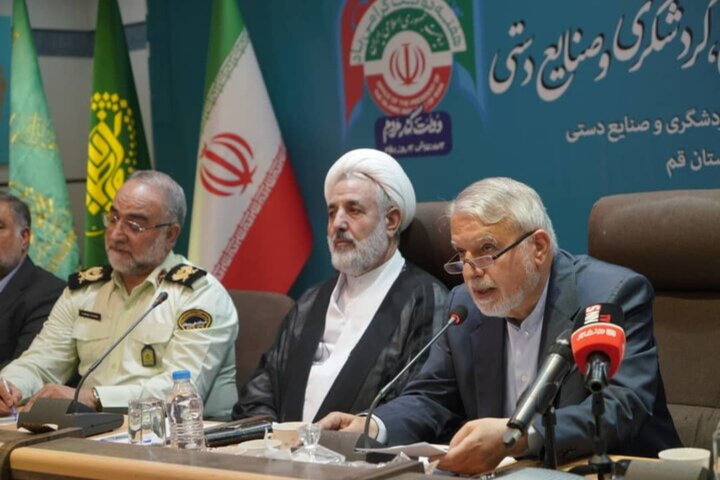 قم توان تبدیل‌شدن به قطب گردشگری ملی و منطقه‌ای را دارد