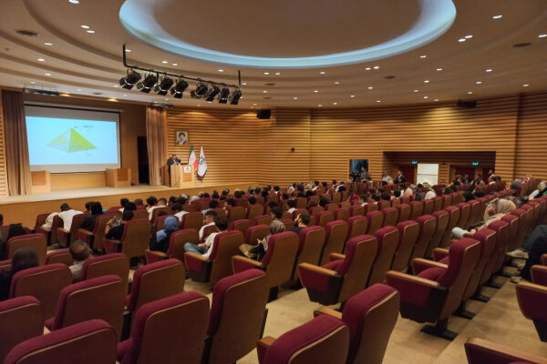 برگزاری رویداد «روز درهای باز» در دانشگاه ارومیه با حضور دانش‌آموزان و خانواده‌ها