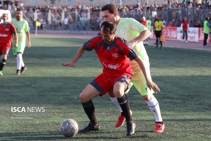 مسابقه خیرخواهانه فوتبال با حضور علی دایی و عادل فردوسی پور