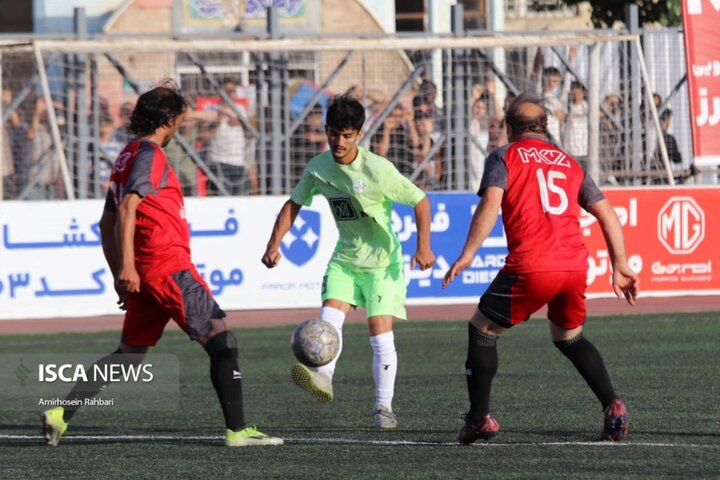 مسابقه خیرخواهانه فوتبال با حضور علی دایی و عادل فردوسی پور