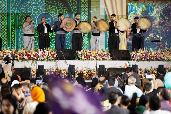 آغاز باشکوه هزاروپانصدمین سال میلاد پیامبر از سنندج