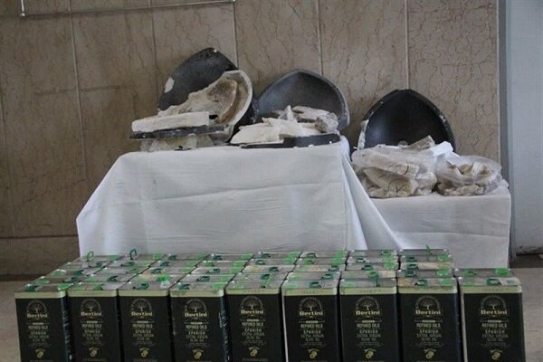 کشف ۲۲۲ کیلوگرم شیشه در پوشش بار زیتون