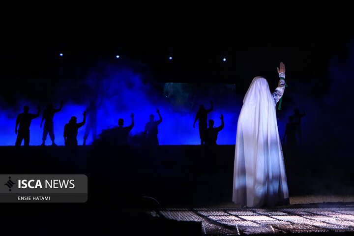 نمایش سرزمین خورشید بجنورد