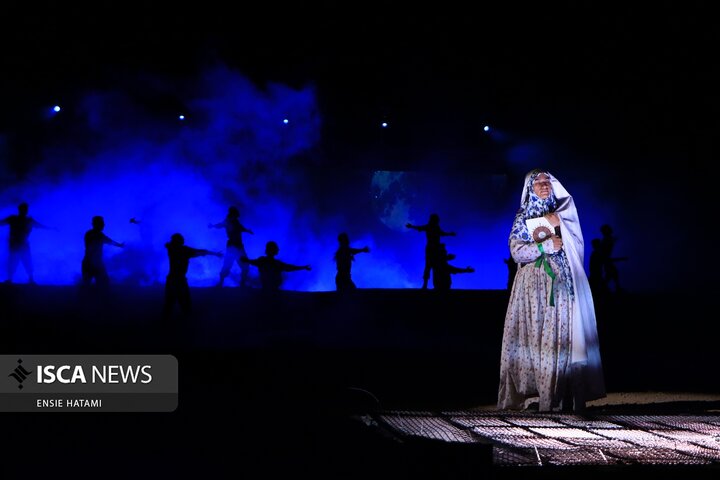 نمایش سرزمین خورشید بجنورد