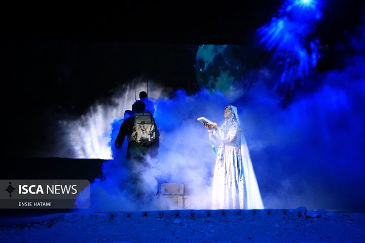 نمایش سرزمین خورشید بجنورد