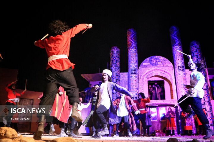 نمایش سرزمین خورشید بجنورد