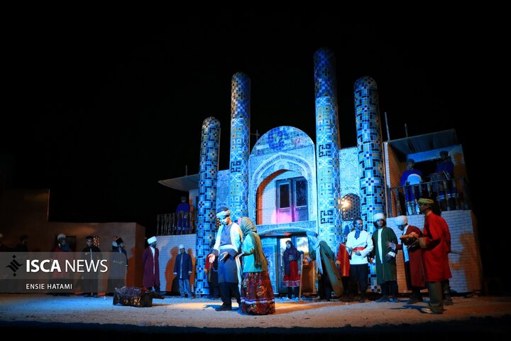 نمایش سرزمین خورشید بجنورد