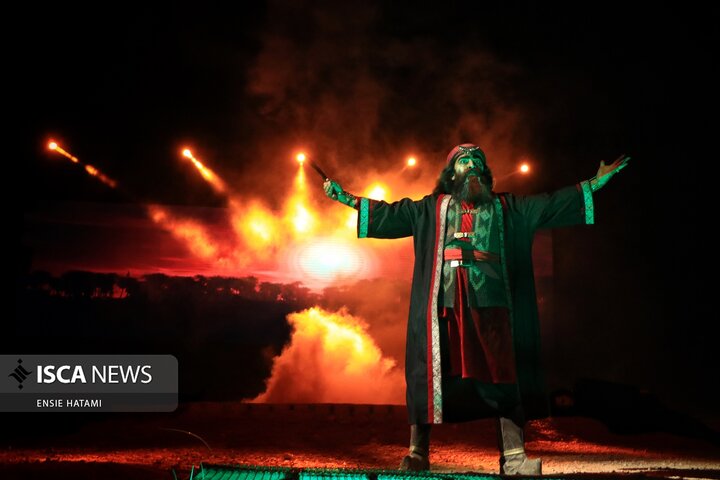 نمایش سرزمین خورشید بجنورد