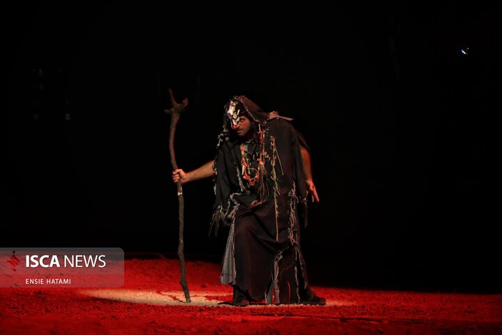 نمایش سرزمین خورشید بجنورد