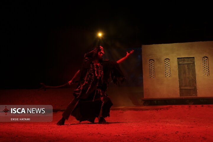 نمایش سرزمین خورشید بجنورد