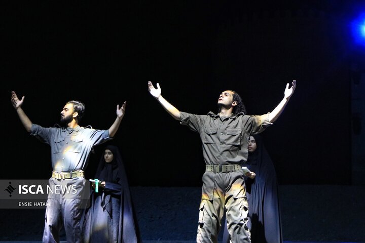 نمایش سرزمین خورشید بجنورد