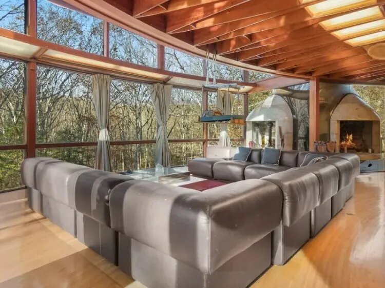 خانهای به شکل سفینه فضایی در نیویورک ؛ معماری زمینی با رنگ و بوی کهکشانی! + عکس