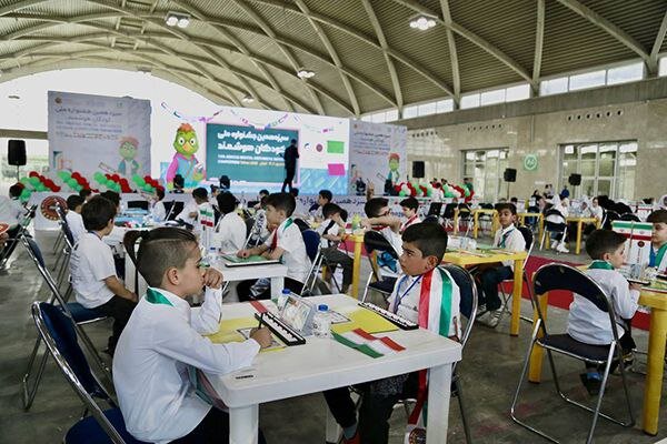 کودکان هوشمند ایران چرتکه انداختند