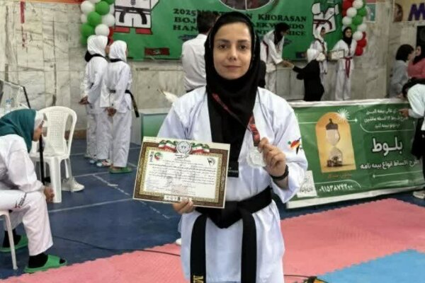 دانشجوی دانشگاه آزاد زاهدان نائب‌ قهرمان مسابقات چندجانبه تکواندو شد
