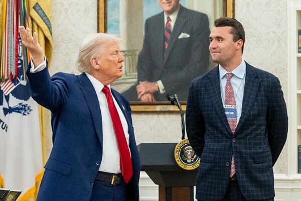 ترامپ: مظنون قتل چارلی کرک در بازداشت است