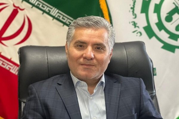 رئیس اسبق اتاق اصناف: جز کتاب هیچ چیزی باعث باز شدن فکر آدم‌ها نمی‌شود