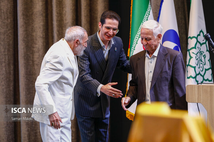 آیین رونمایی کتاب «بازار، تجار و اصناف دارالخلافه؛ از گذشته تا به امروز»