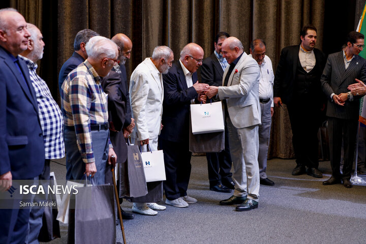 آیین رونمایی کتاب «بازار، تجار و اصناف دارالخلافه؛ از گذشته تا به امروز»