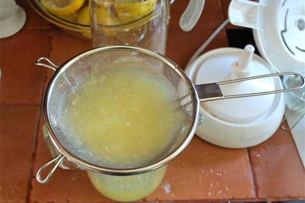 طرز تهیه آبلیموی خانگی از لیموی تازه بدون تلخی + تمام نکات و ترفندها