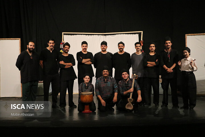 اجرای «مضحکه شاهبث» در دل کویر با همراهی هنردوستان یزدی