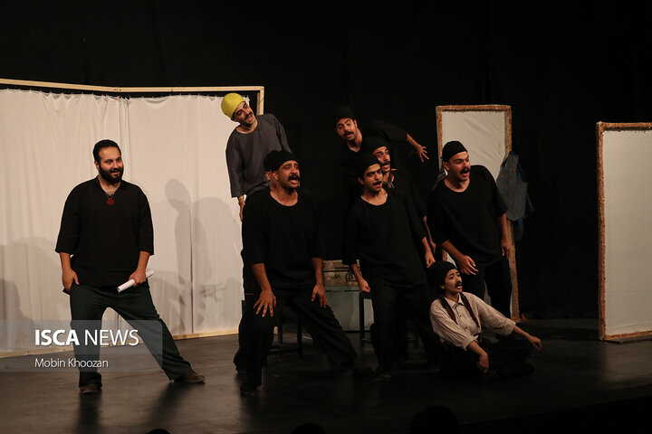 اجرای «مضحکه شاهبث» در دل کویر با همراهی هنردوستان یزدی