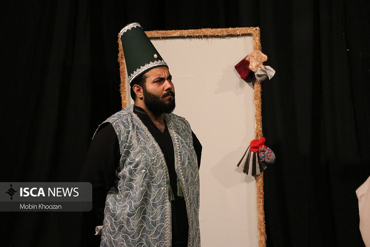 اجرای «مضحکه شاهبث» در دل کویر با همراهی هنردوستان یزدی