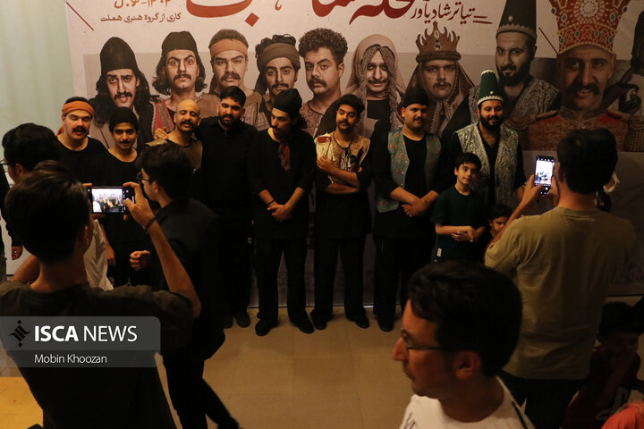 اجرای «مضحکه شاهبث» در دل کویر با همراهی هنردوستان یزدی