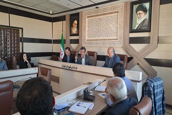 جلسه بررسی مشکلات نواحی صنعتی بخش لاران برگزار شد