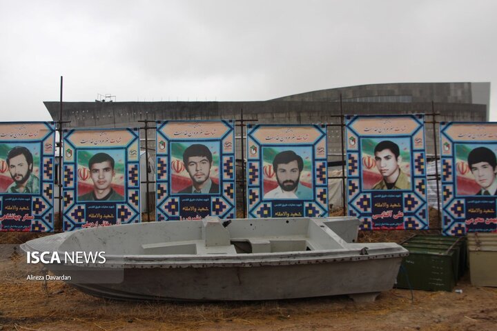 نمایشگاه دفاع مقدس در اردبیل