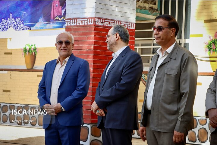 آغاز سال تحصیلی در مجتمع آموزشی سما یزد همزمان با هفته دفاع مقدس