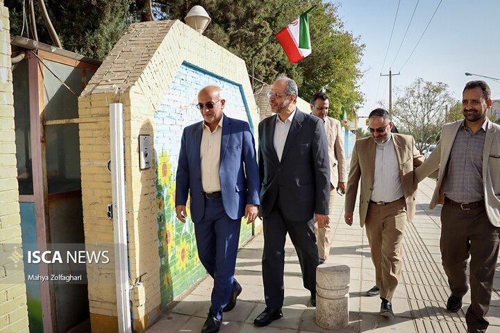 آغاز سال تحصیلی در مجتمع آموزشی سما یزد همزمان با هفته دفاع مقدس