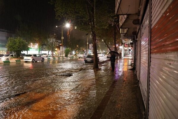 شهر گرگان از آبگرفتگی پاکسازی شد / اسکان اضطراری ۲۰۰ خانواده