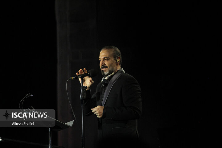 شب دوم از اجرای کنسرت علیرضا قربانی در مهد هنر ایران