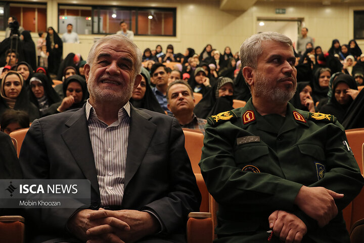 پایان سومین جشنواره استانی سرود فجر بسیج یزد با معرفی برگزیدگان