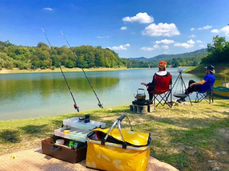 دهکده توریستی برنجستانک کجاست؟