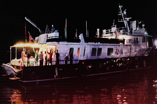 ناوگان آزادی به غزه نزدیک شد/ کشتی «مارینت» در ۵۴ مایلی ساحل غزه